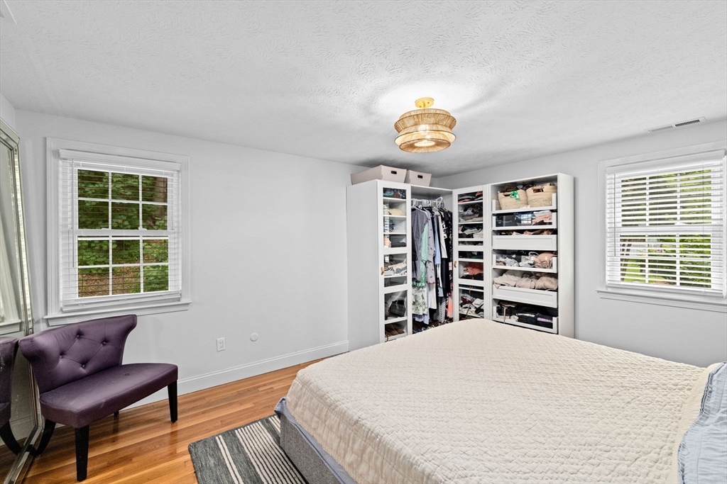 10 Grenadier Road Hingham, MA 02043 - Photo 17 of 42 Gallery Image 17
