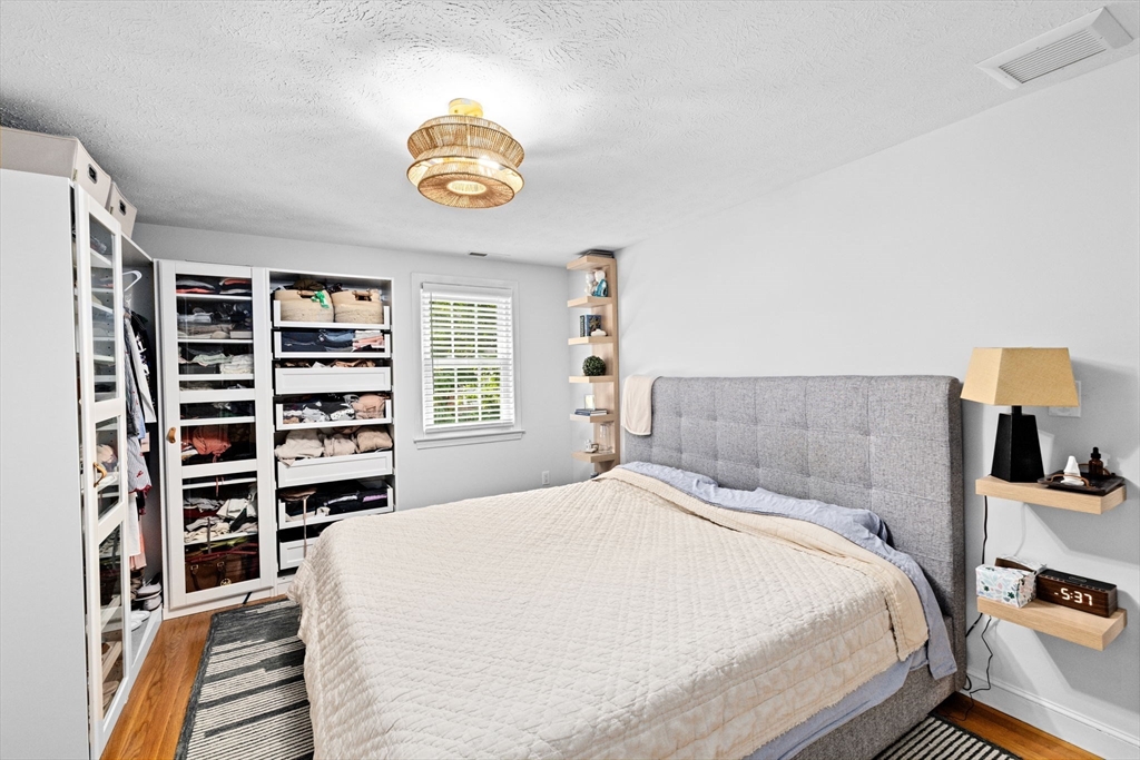 10 Grenadier Road Hingham, MA 02043 - Photo 18 of 42 Gallery Image 18