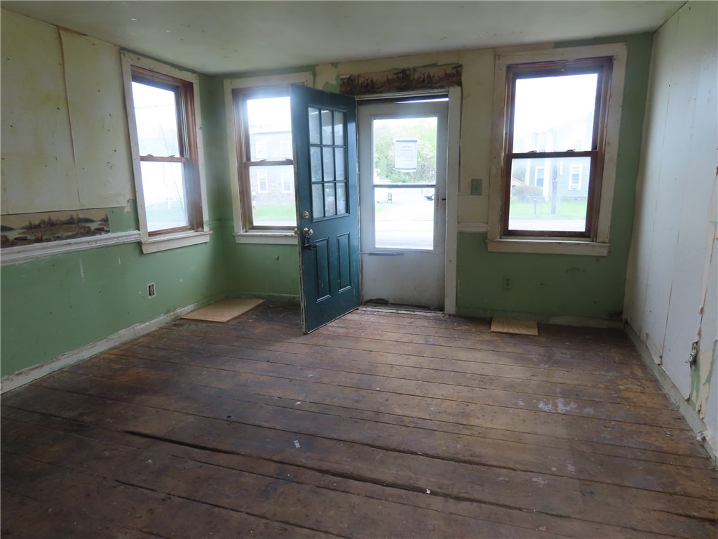 6199 State Rte 21 Williamson, NY 14589 - Photo 4 of 11