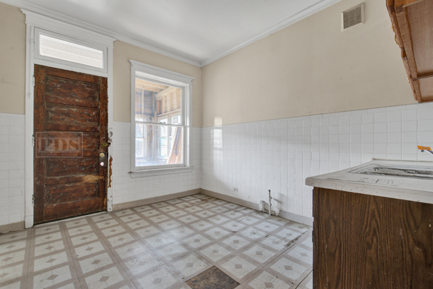 2843 West Fletcher Street Chicago, IL 60618 - Photo 12 of 17