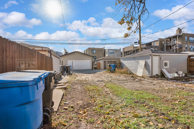 2843 West Fletcher Street Chicago, IL 60618 - Photo 14 of 17