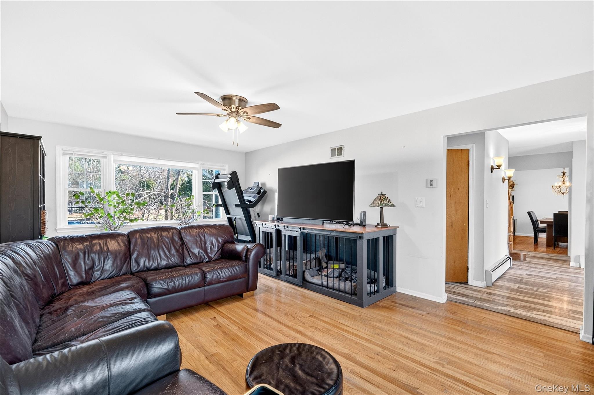 7 O Sullivan Lane Monroe, NY 10950 - Photo 5 of 43 a living room with furniture and a flat screen tv