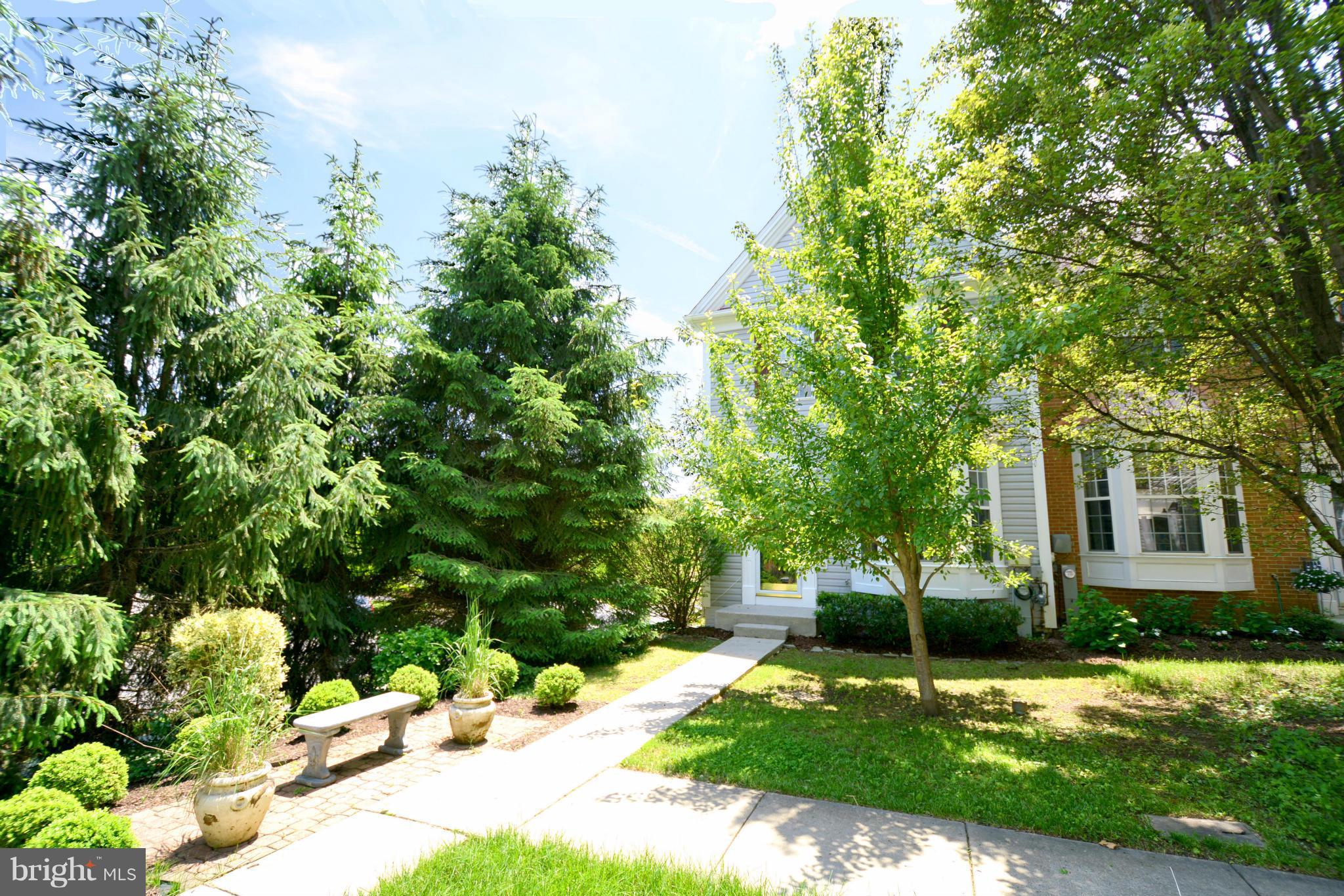 750 Howards Loop, Unit 53 Annapolis, MD 21401 - Photo 2 of 30 Exterior (Front)