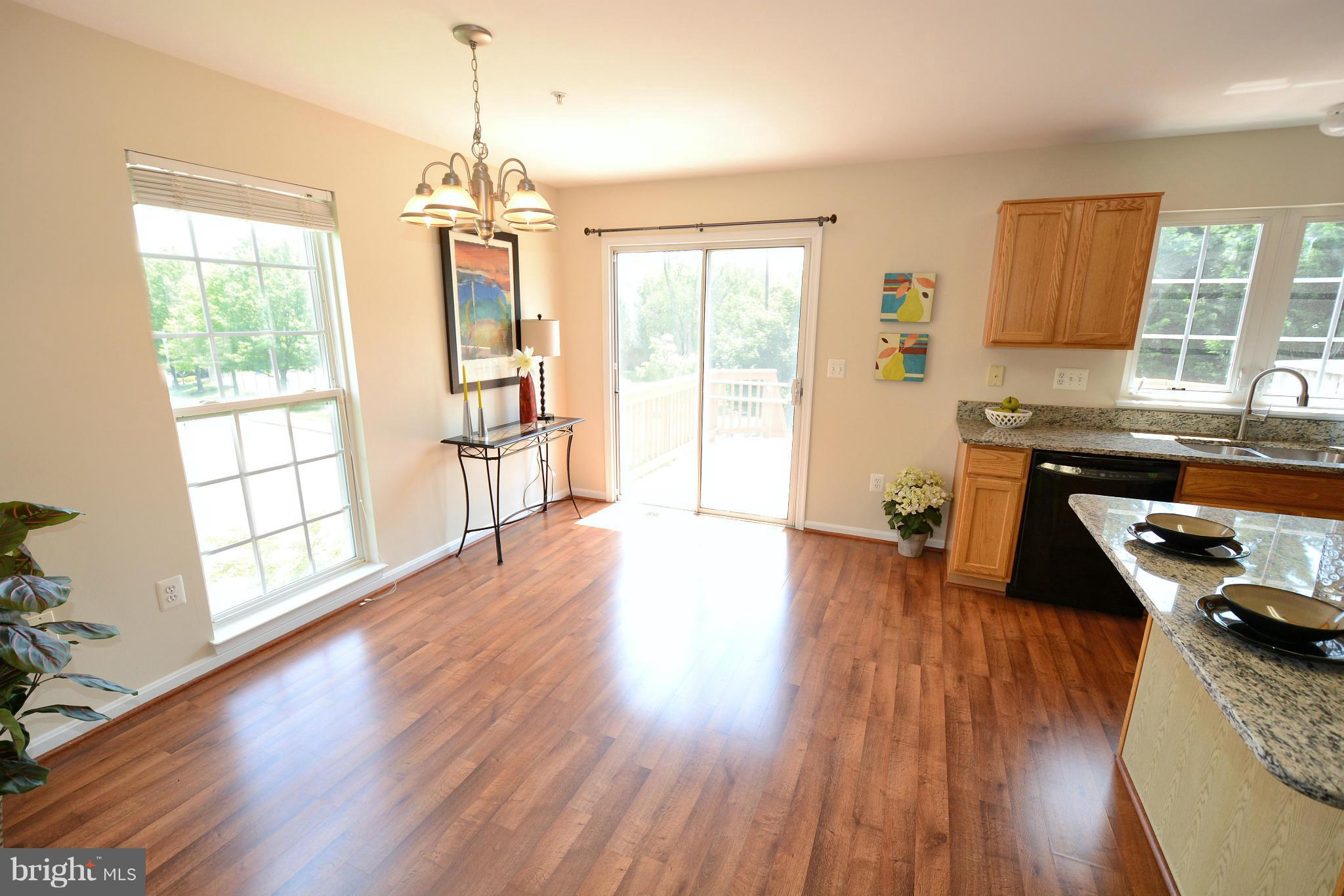 750 Howards Loop, Unit 53 Annapolis, MD 21401 - Photo 11 of 30 Kitchen