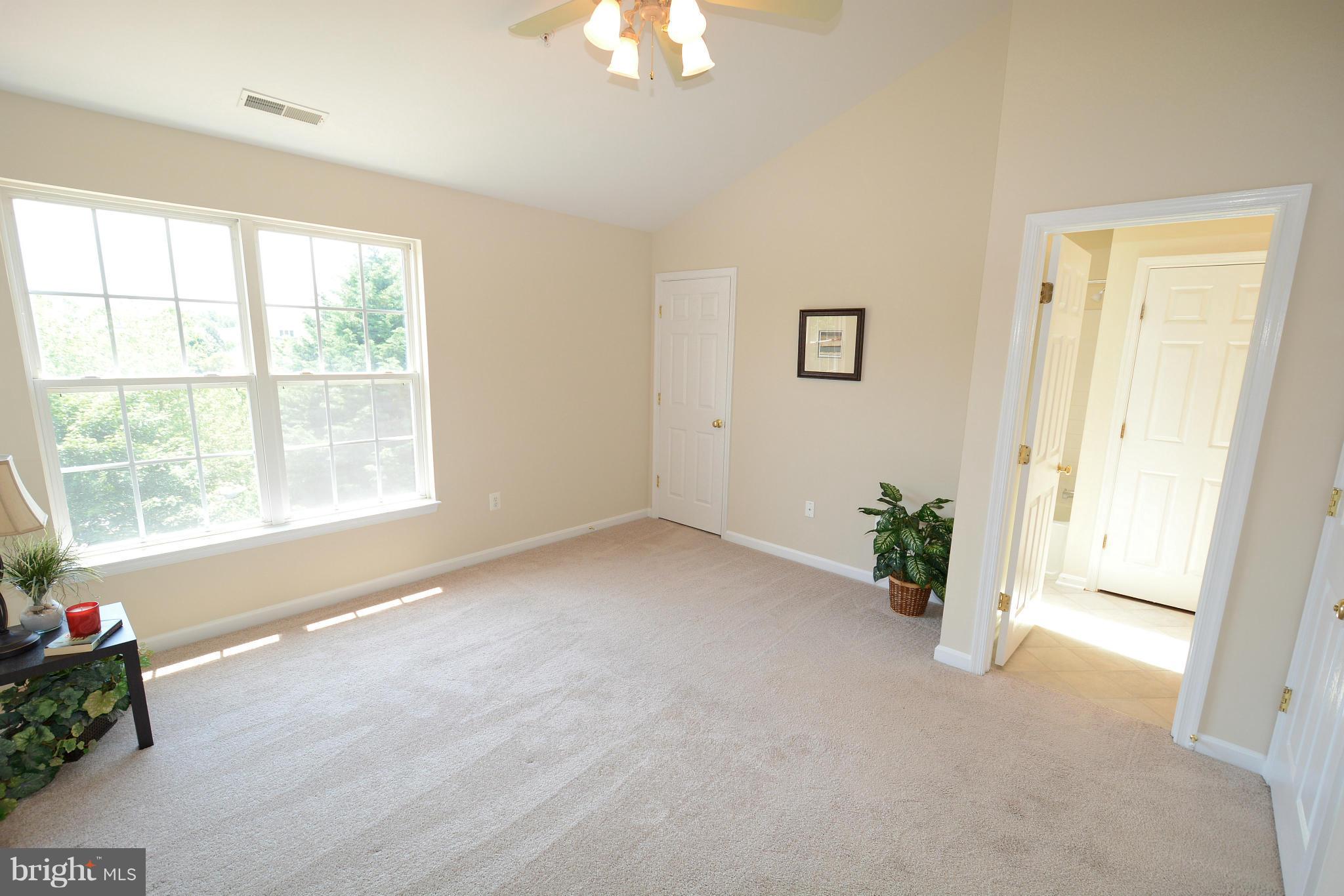 750 Howards Loop, Unit 53 Annapolis, MD 21401 - Photo 17 of 30 Bedroom (Master)