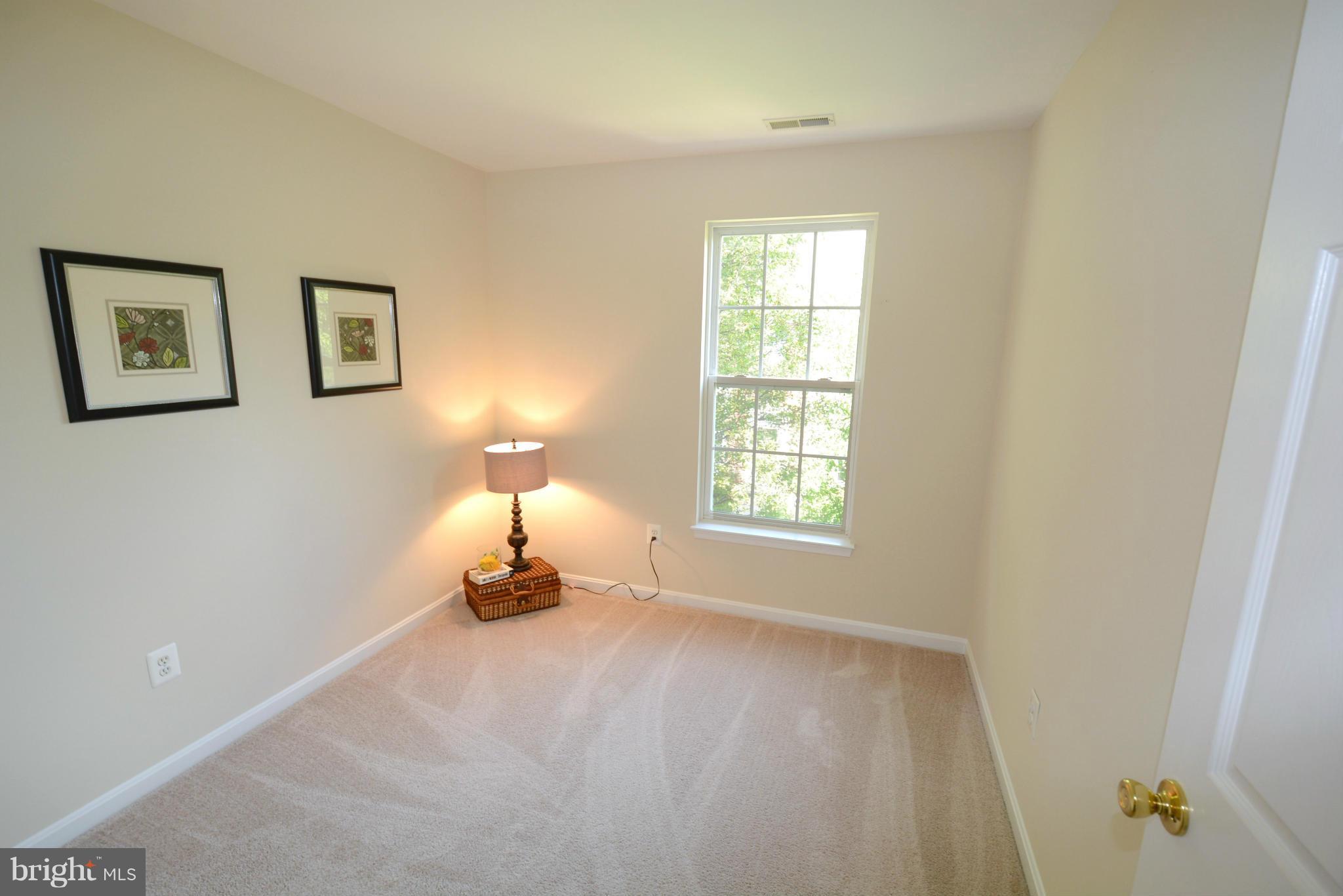 750 Howards Loop, Unit 53 Annapolis, MD 21401 - Photo 25 of 30 Bedroom