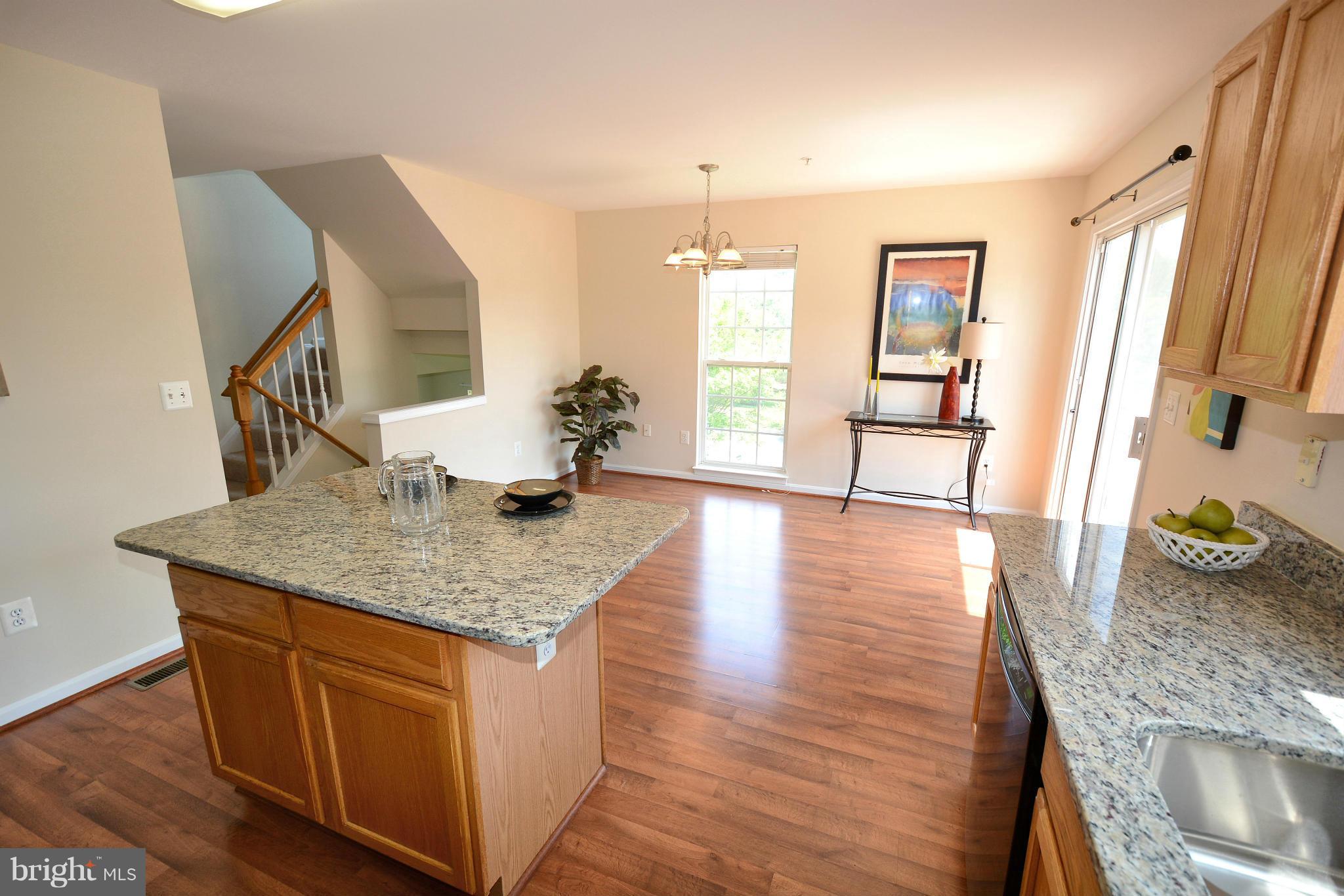 750 Howards Loop, Unit 53 Annapolis, MD 21401 - Photo 10 of 30 Kitchen