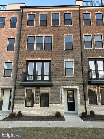 $689,000 | 20873 Murry Fls Terrace, Ashburn, VA 20147