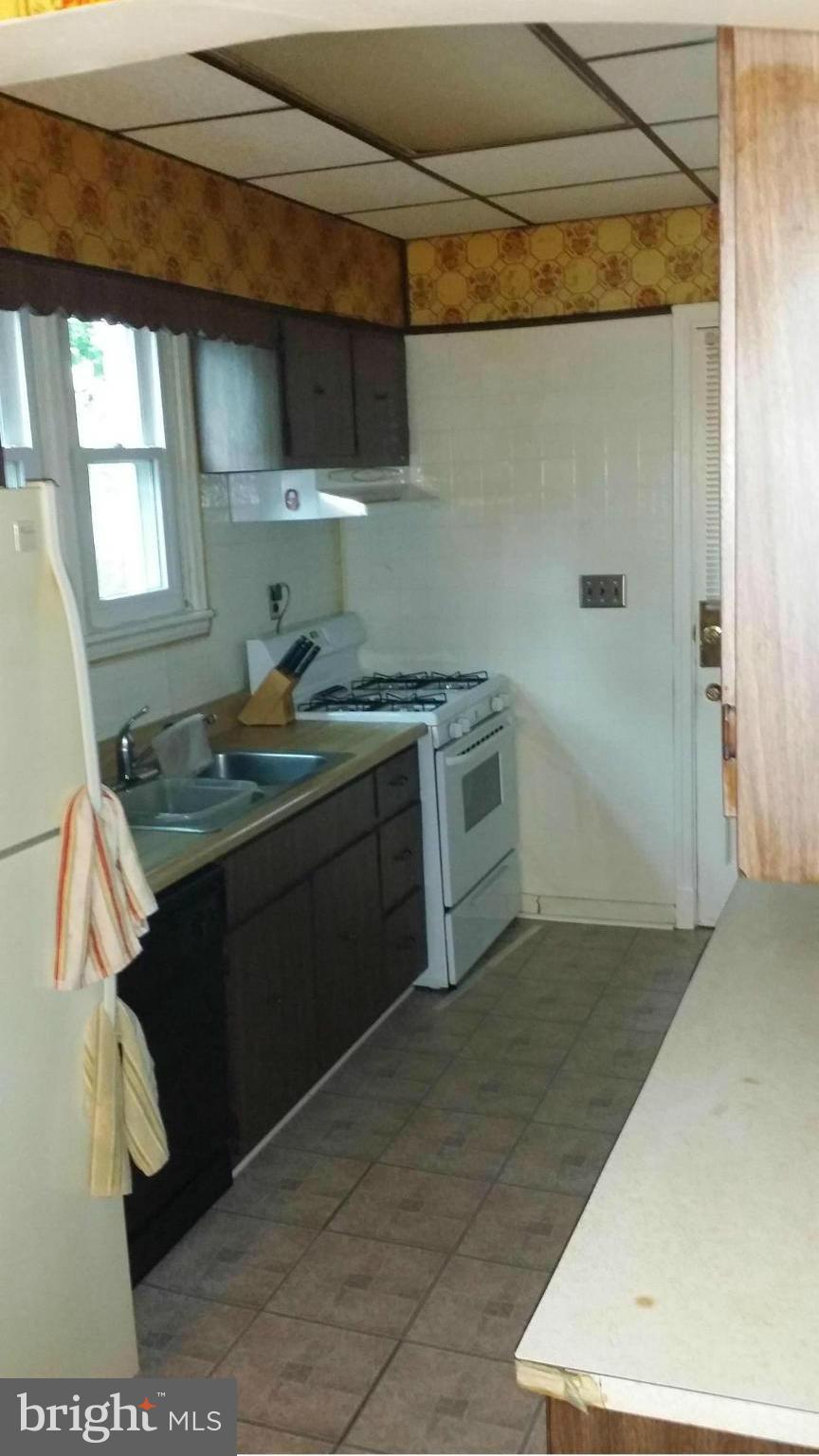 9214 Liberty Road Randallstown, MD 21133 - Photo 4 of 29 Kitchen