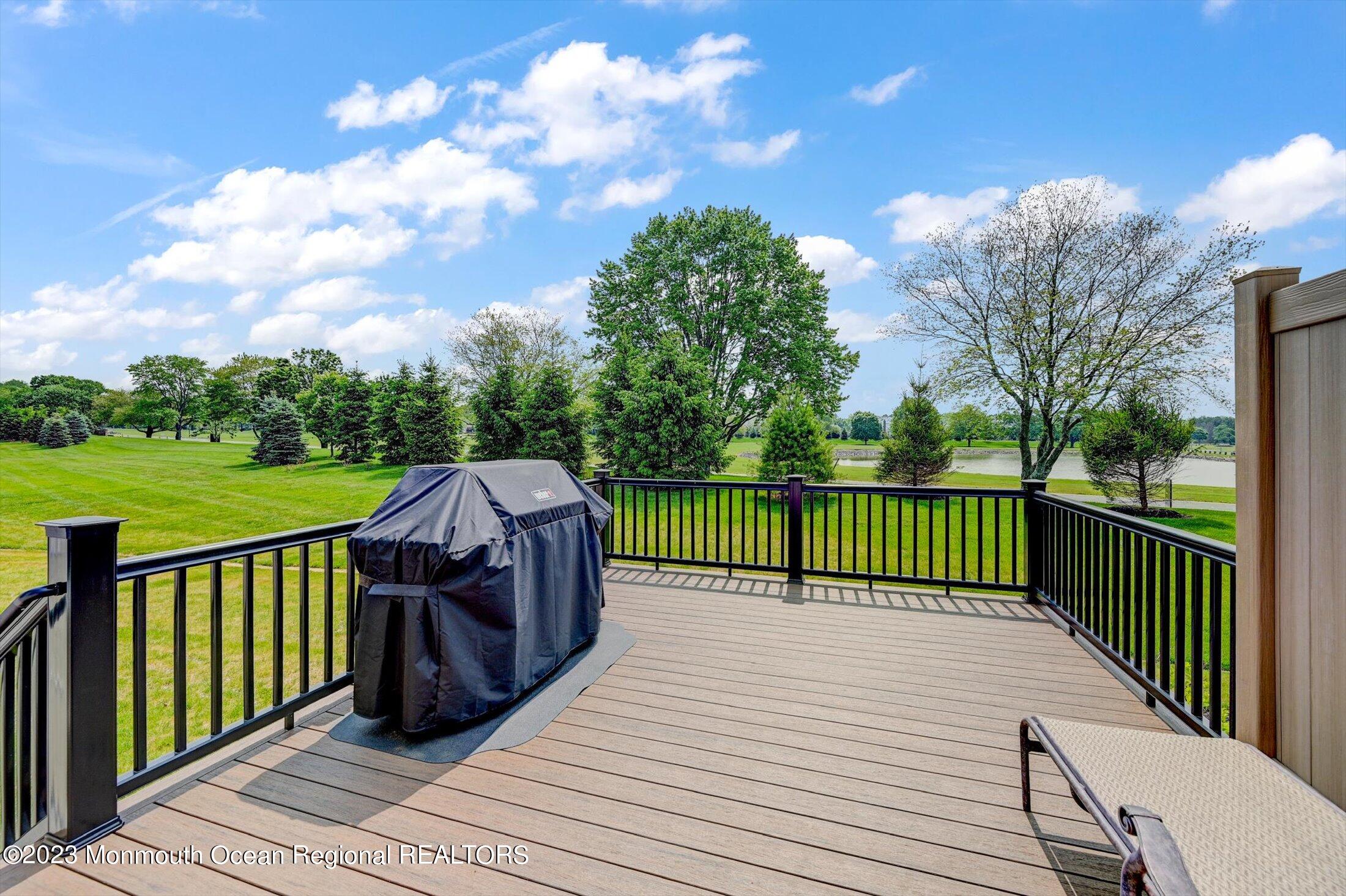 18 Jansky Drive, Unit 392 Holmdel, NJ 07733 - Photo 19 of 50 DECK