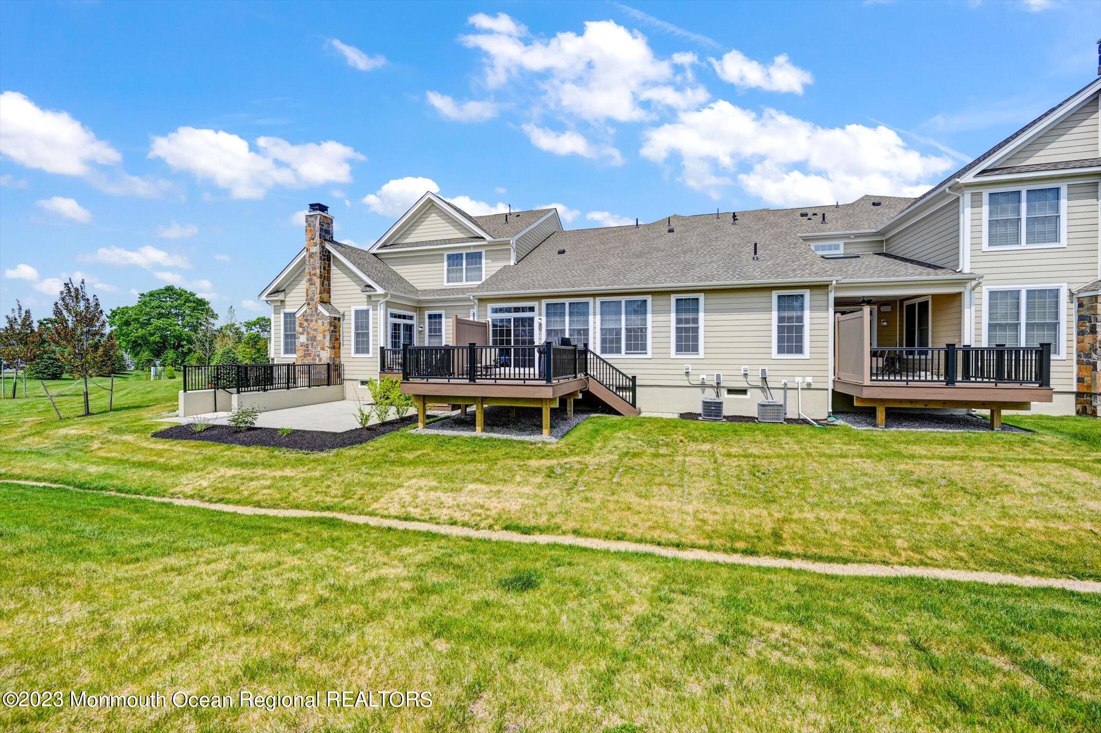 18 Jansky Drive, Unit 392 Holmdel, NJ 07733 - Photo 33 of 50 BACK VIEW