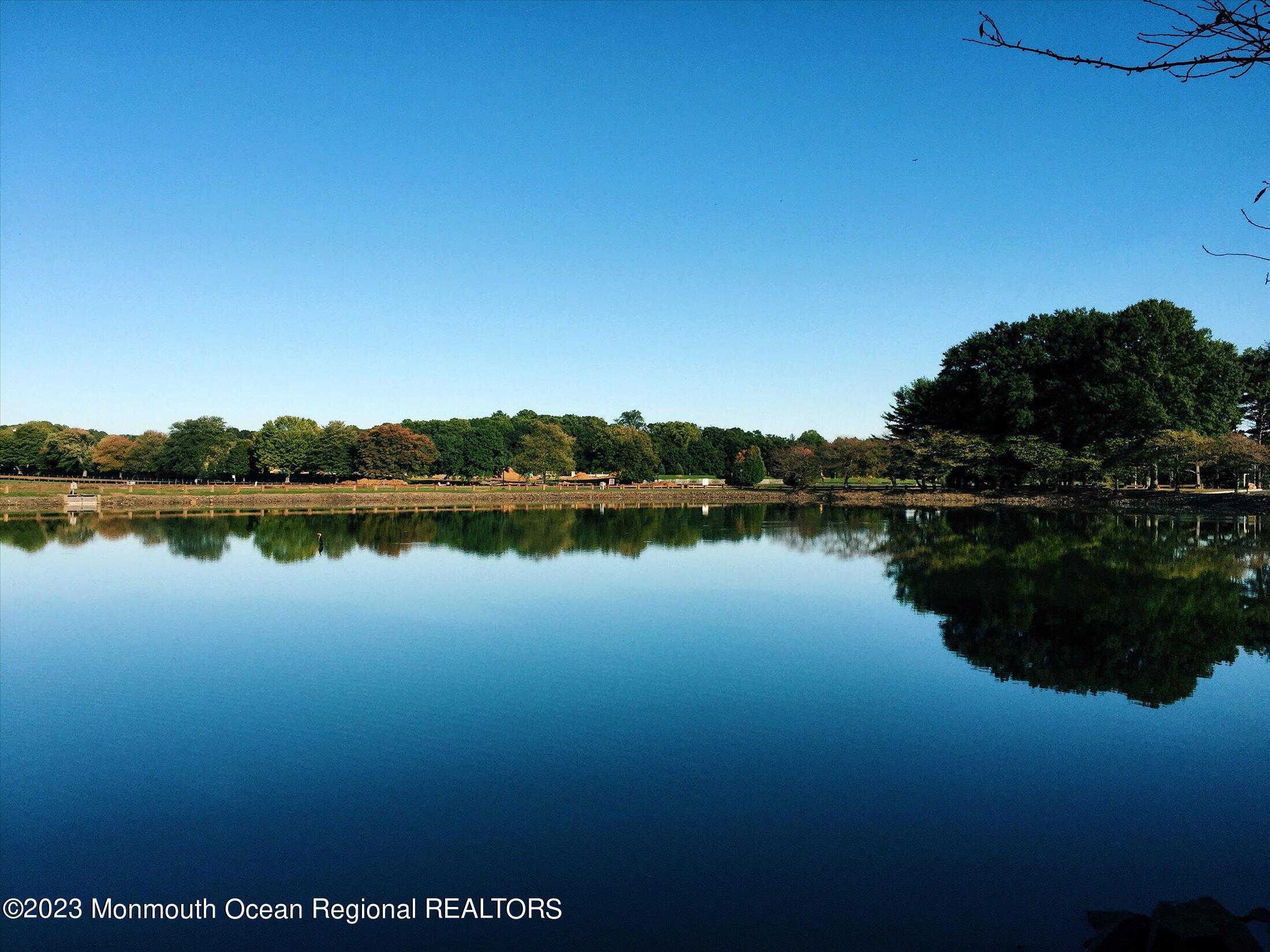 18 Jansky Drive, Unit 392 Holmdel, NJ 07733 - Photo 46 of 50 55-Bell Labs