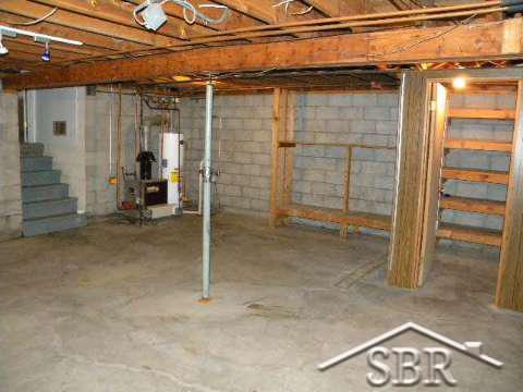 9996 Marilyn Road Reese, MI 48757 - Photo 17 of 17 20097110-16.JPG