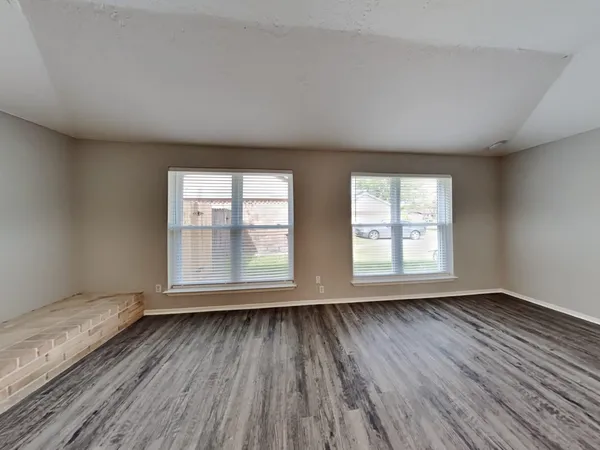 $2,045 | 209 Greenshire Drive, League City, TX 77573