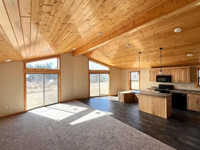 $189,000 | 11971 Scofield Road, Cook, MN 55723