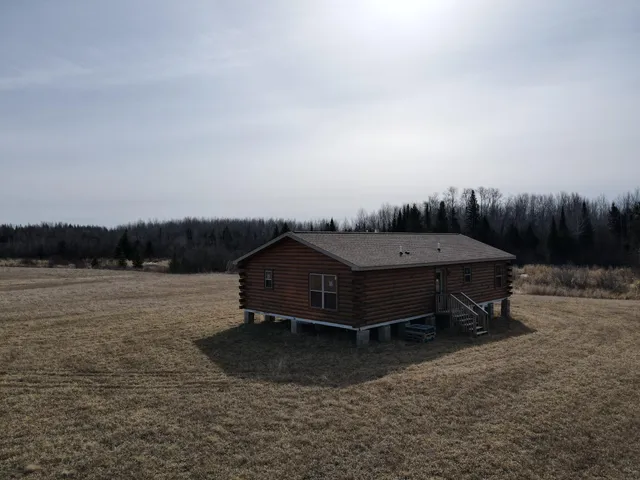 $189,000 | 11971 Scofield Road, Cook, MN 55723