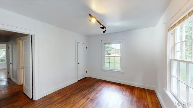 $117,000 | 121 East South Avenue, Greenville, IL 62246