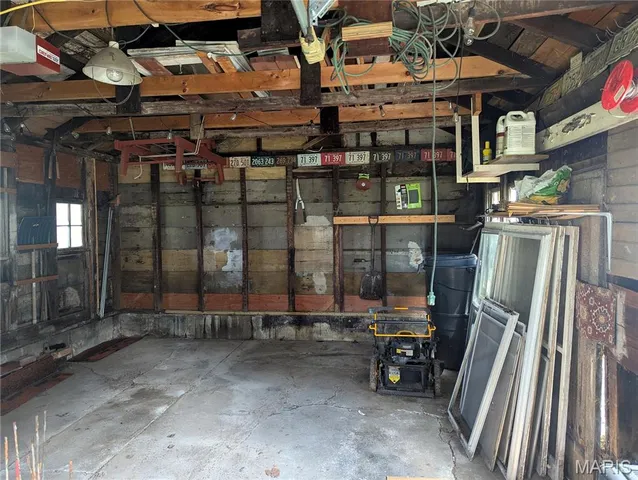 $117,000 | 121 East South Avenue, Greenville, IL 62246