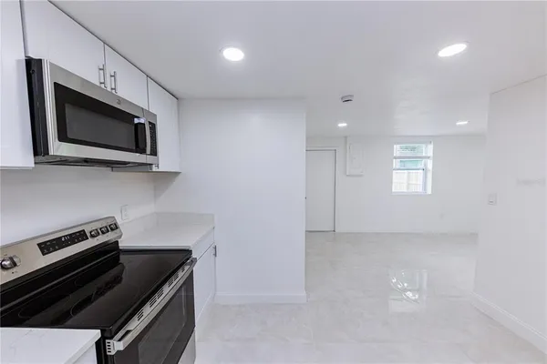 $1,500 | 902 Marshall Street, Clearwater, FL 33755