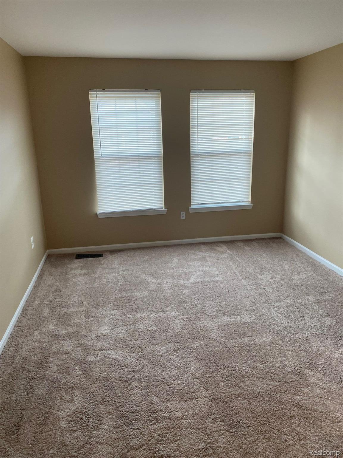 20246 Rodeo Court Southfield, MI 48075 - Photo 11 of 19 Gallery Image 11