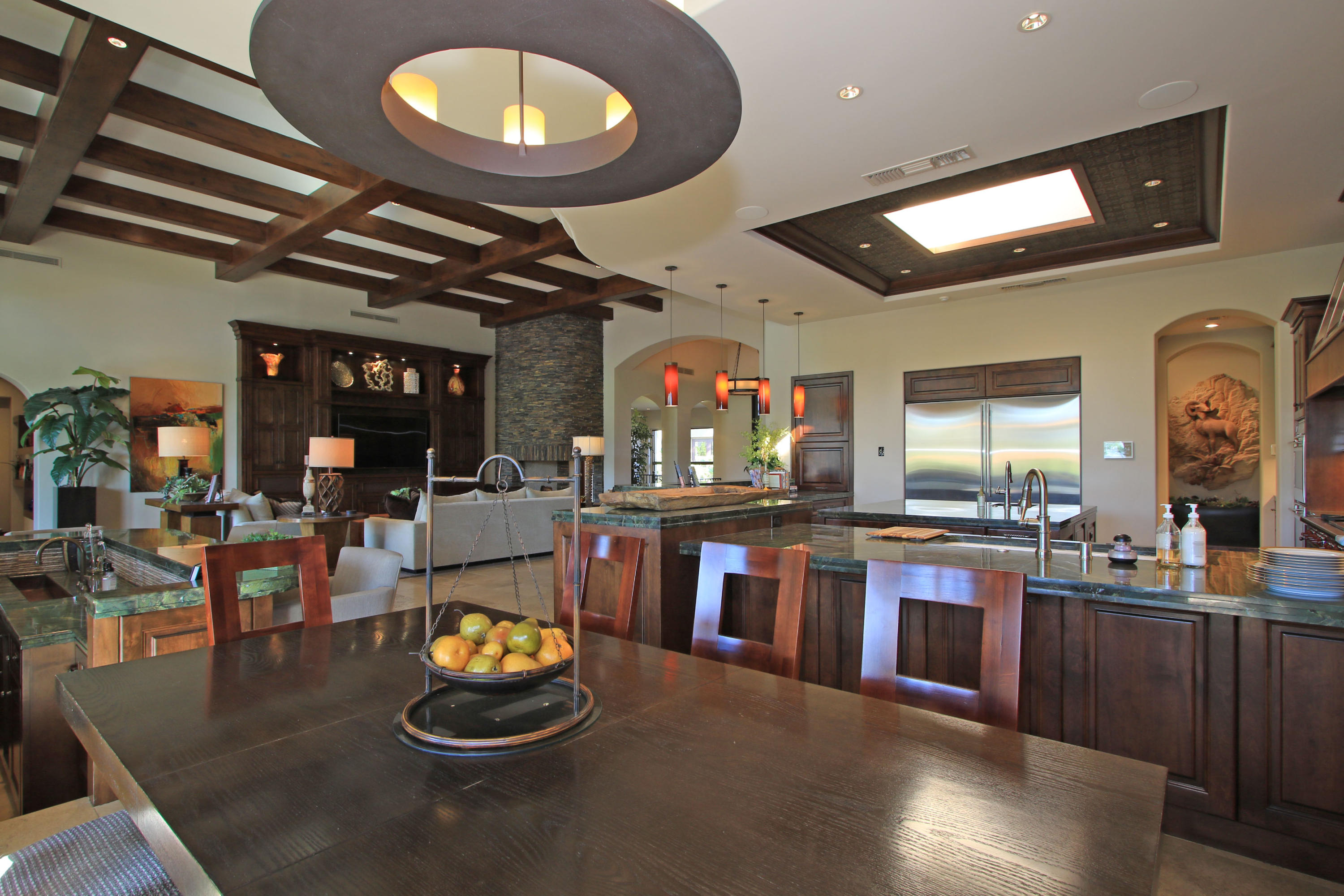 83 Royal St Georges Way Rancho Mirage, CA 92270 - Photo 31 of 123 a kitchen with lots of counter top space