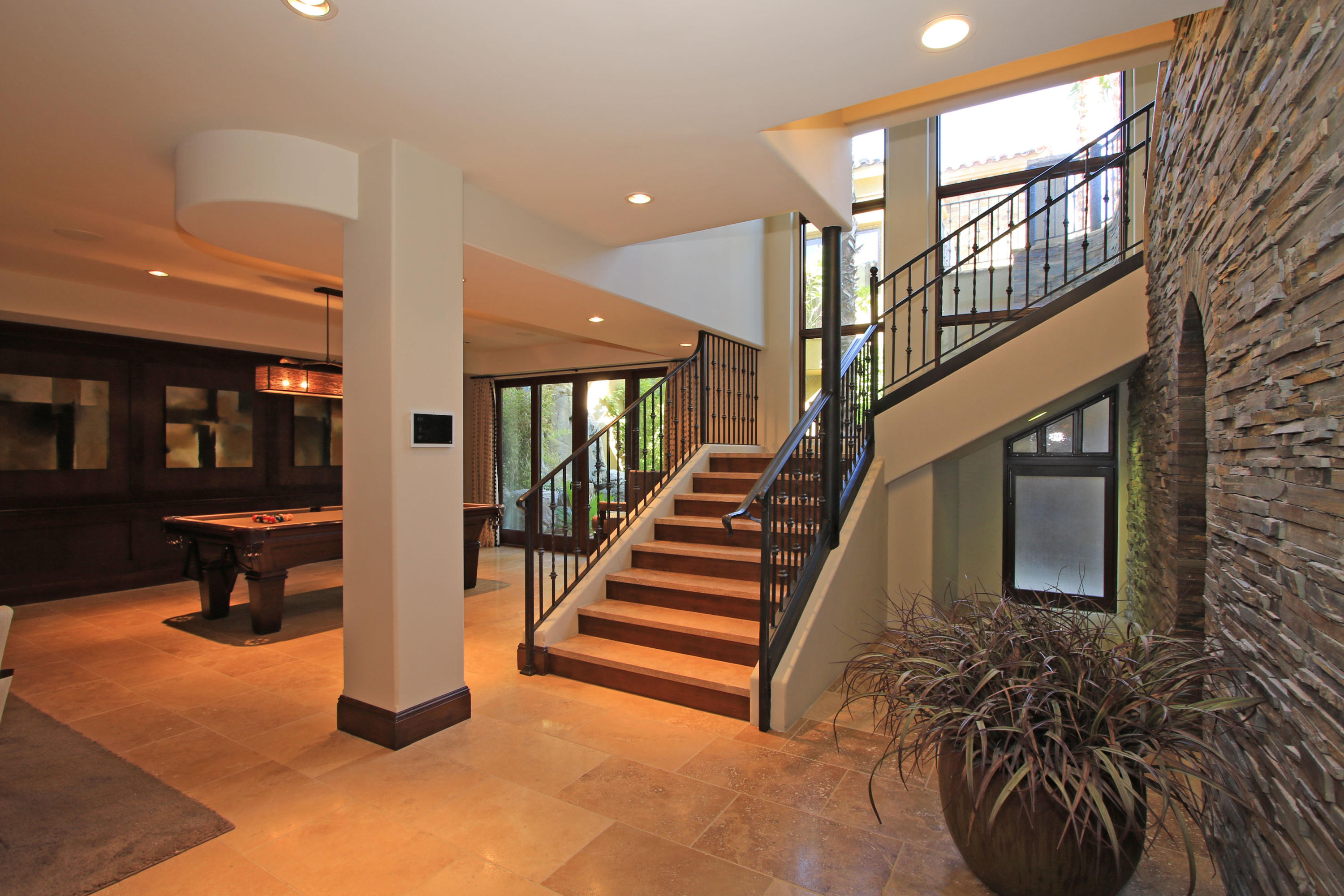 83 Royal St Georges Way Rancho Mirage, CA 92270 - Photo 70 of 123 a view of entryway with a front door