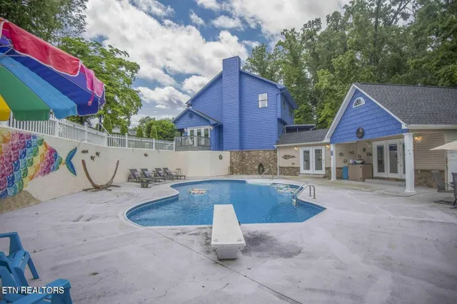 $699,999 | 174 Lance Lane, La Follette, TN 37766