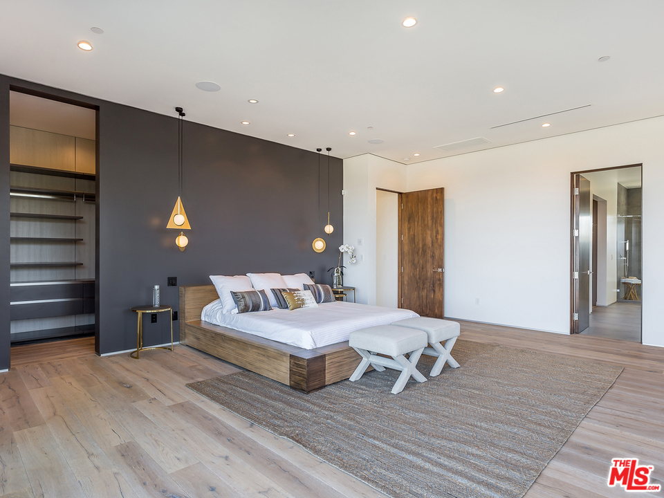 1632 Stradella Road Los Angeles, CA 90077 - Photo 19 of 41