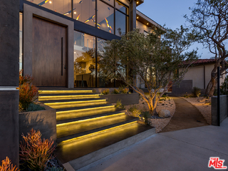 1632 Stradella Road Los Angeles, CA 90077 - Photo 39 of 41 a view of backyard with a patio