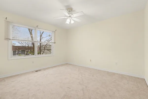 $2,700 | 481 Village Oaks Court, Ann Arbor, MI 48103