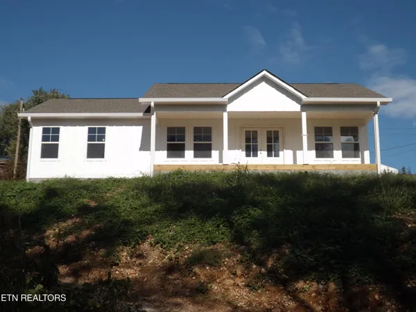 $320,000 | 324 Wilson Hurst Street, Tazewell, TN 37879