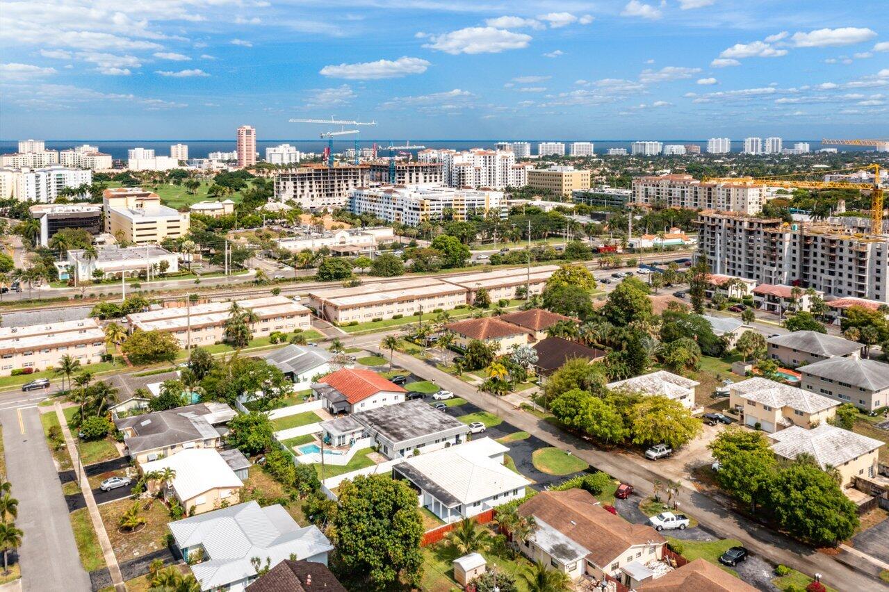 245 Southwest 6th Street Boca Raton, FL 33432 - Photo 29 of 40 a view of a city