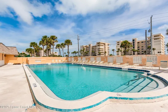 $2,800 | 2700 North Hwy A1A, Unit 11204, Indialantic, FL 32903