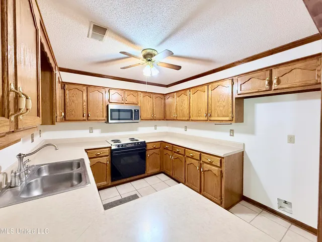 $399,000 | 155 Foxwood Circle West, Hernando, MS 38632