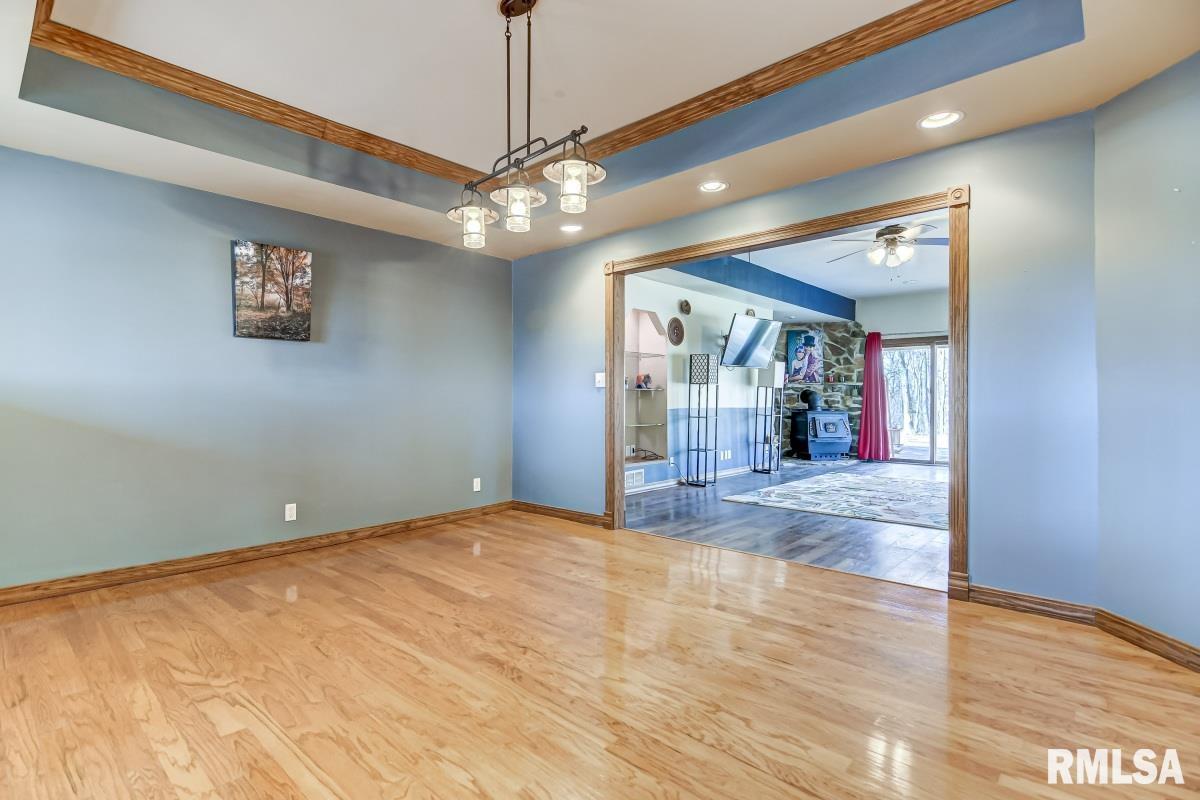 2729 Vigal Road Springfield, IL 62712 - Photo 14 of 38