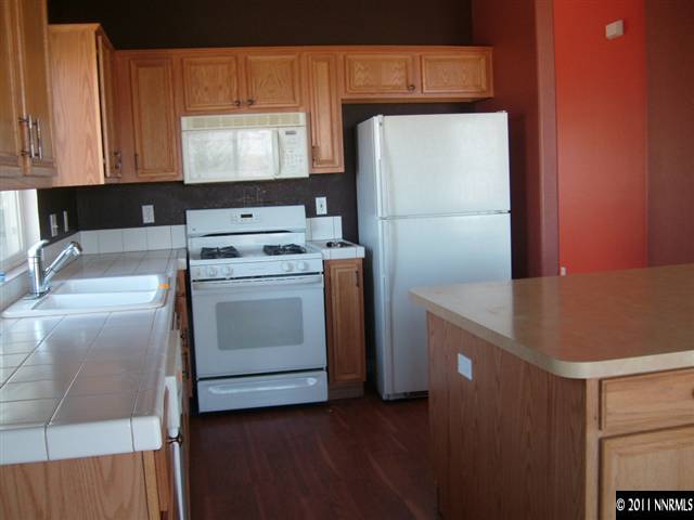 801 West Golden Valley Road Reno, NV 89506 - Photo 5 of 9 Photo 5