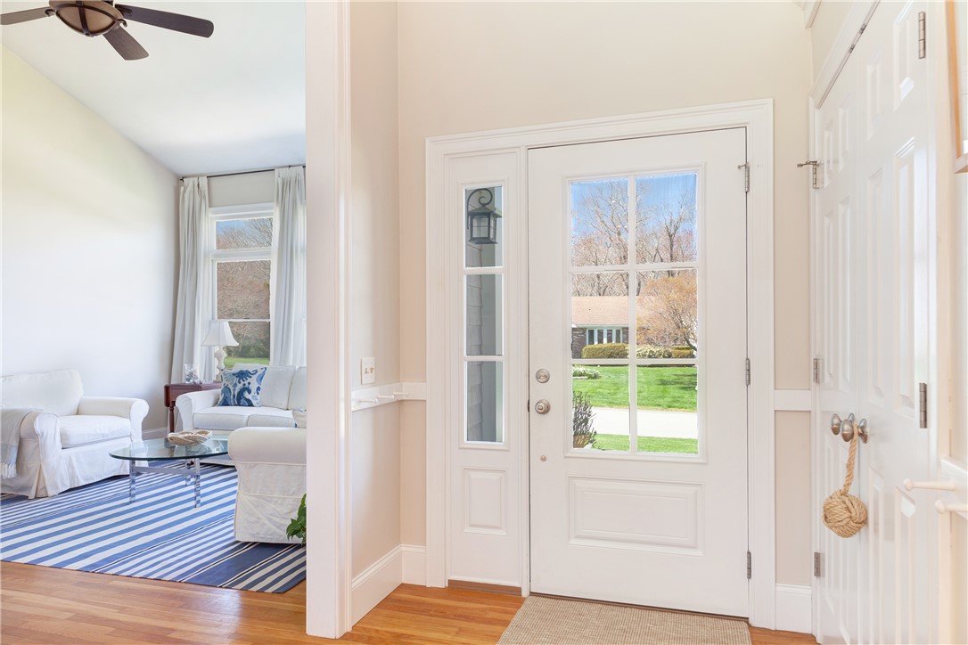 27 Col Christopher Greene Road Portsmouth, RI 02871 - Photo 3 of 43