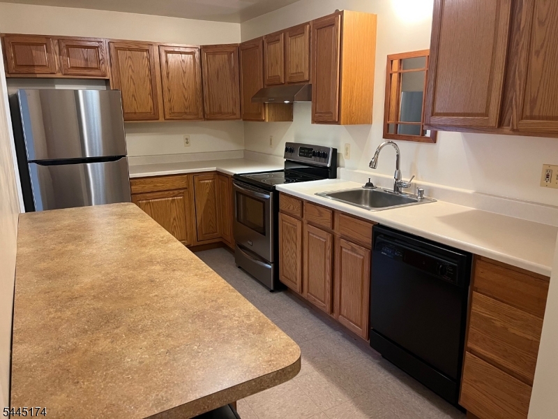 1935 Union Valley Road West Milford, NJ 07421 - Photo 13 of 20