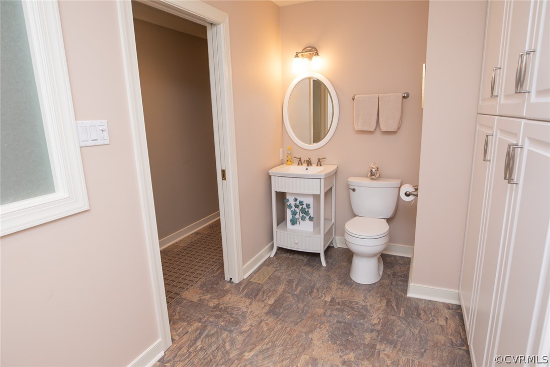 13800 Shadow Ridge Road Midlothian, VA 23112 - Photo 33 of 43