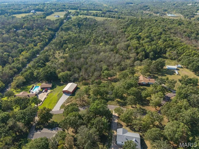 $630,000 | 1444 Yellow Rock Road, De Soto, MO 63020