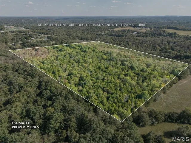 $630,000 | 1444 Yellow Rock Road, De Soto, MO 63020