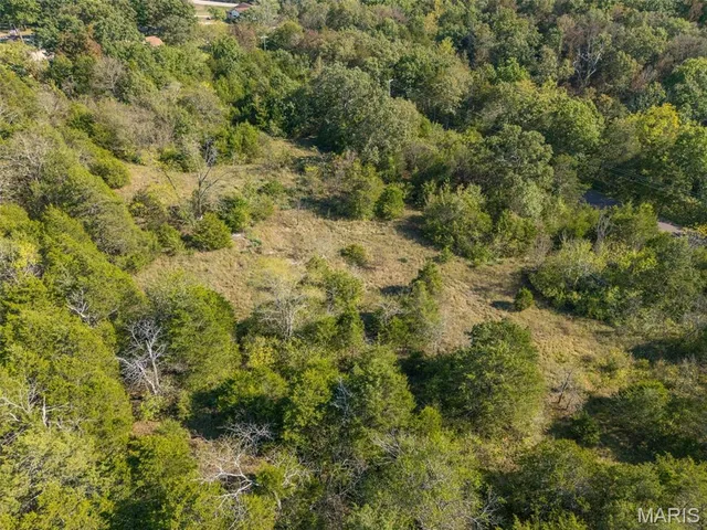 $630,000 | 1444 Yellow Rock Road, De Soto, MO 63020