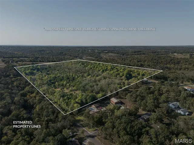 $630,000 | 1444 Yellow Rock Road, De Soto, MO 63020