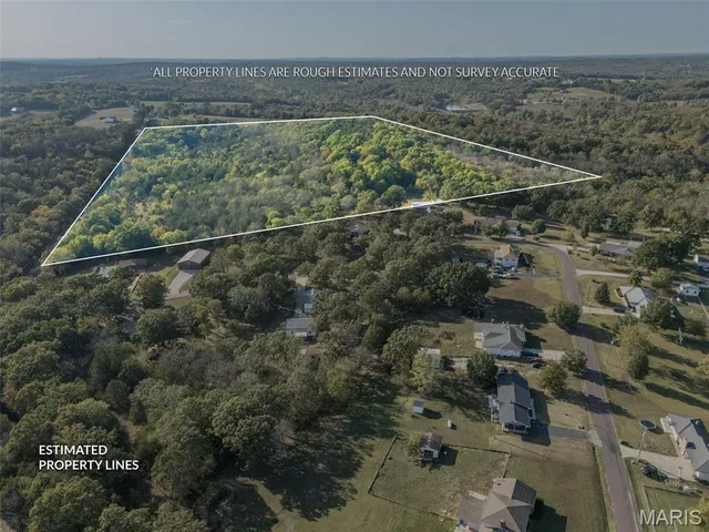 $630,000 | 1444 Yellow Rock Road, De Soto, MO 63020