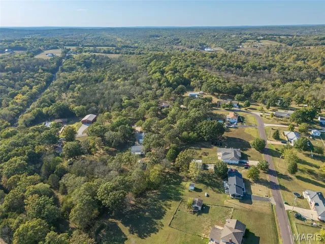 $630,000 | 1444 Yellow Rock Road, De Soto, MO 63020