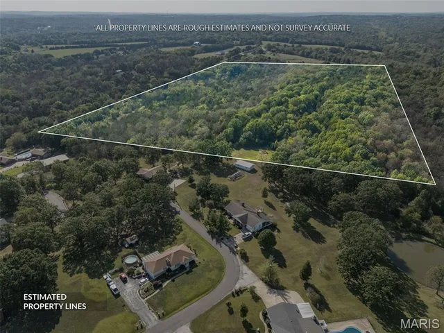 $630,000 | 1444 Yellow Rock Road, De Soto, MO 63020