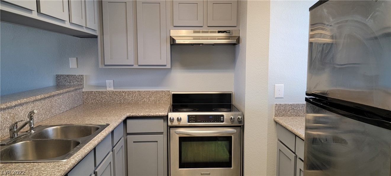 2016 Mesquite Lane, Unit 302 Laughlin, NV 89029 - Photo 3 of 15