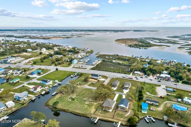 $774,900 | 104 Flippers Cove Drive, Unit 9, Cedar Point, NC 28584