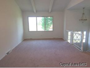 810 Springfield Road Athens, IL 62613 - Photo 3 of 9 Gallery Image 3
