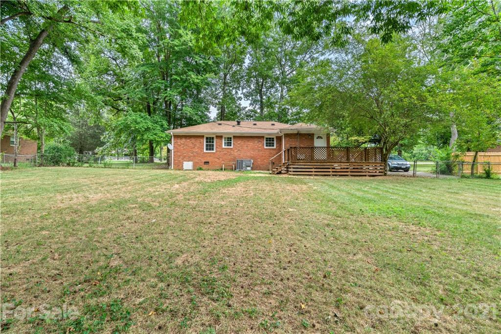 6032 Potter Road Matthews, NC 28104 - Photo 17 of 21 Gallery Image 17